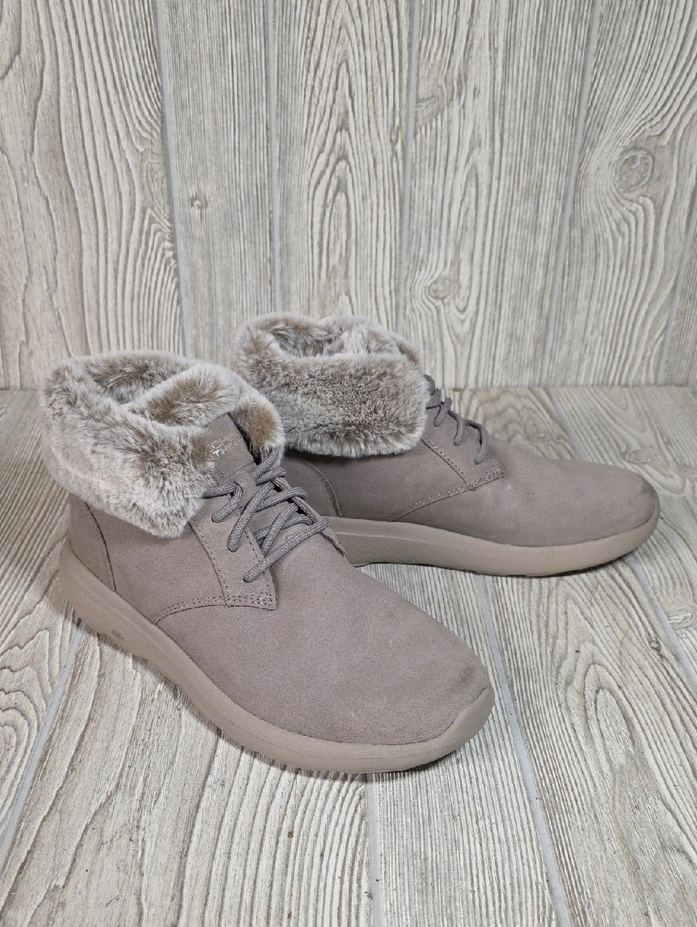Skechers On The Go Joy Plush Dreams Dark Taupe Ankle Boots Womens Size 8.5